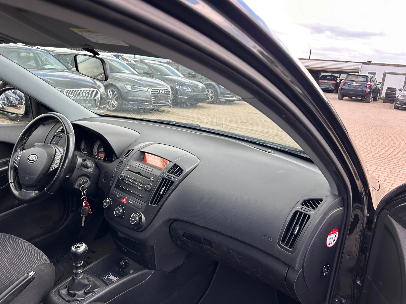 Kia Ceed 1.4i EURO 4 - изображение 10