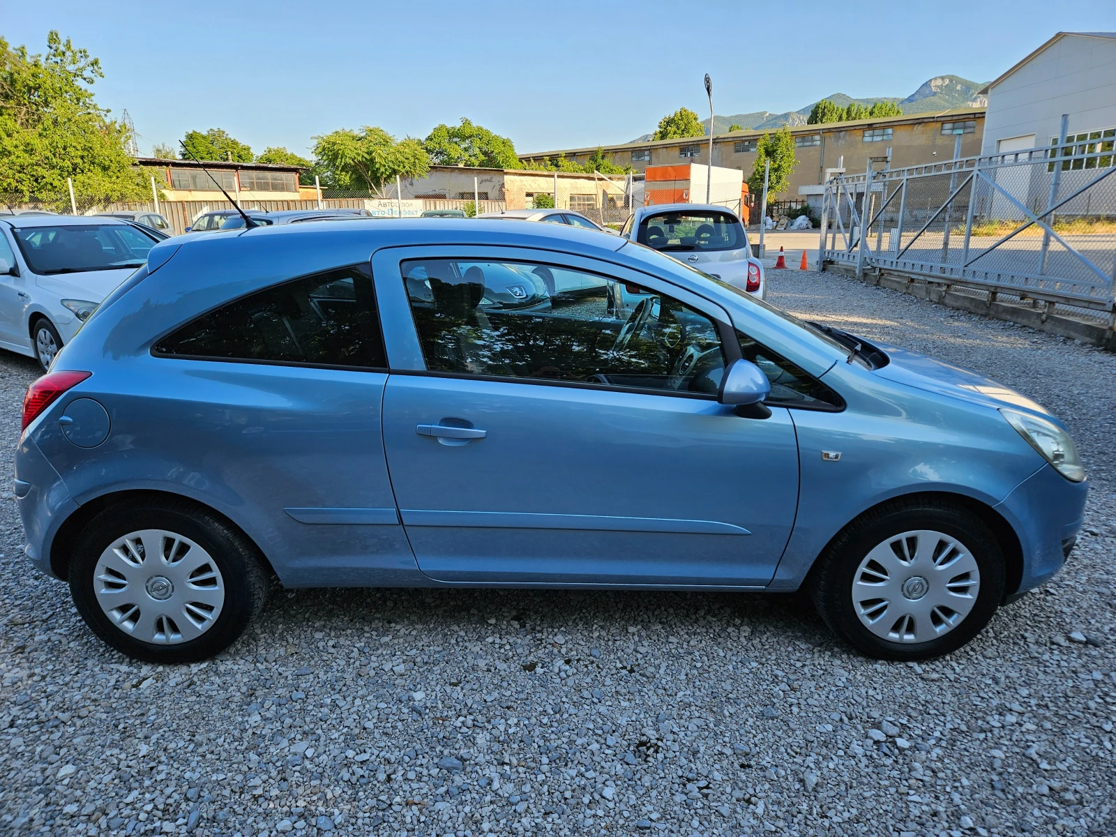 Opel Corsa 1.2 бензин 80кс - изображение 2