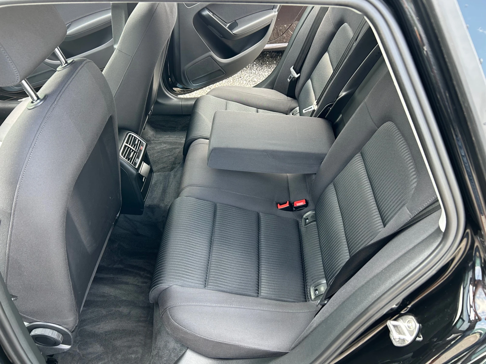 Audi A4 2.0TDI - изображение 10