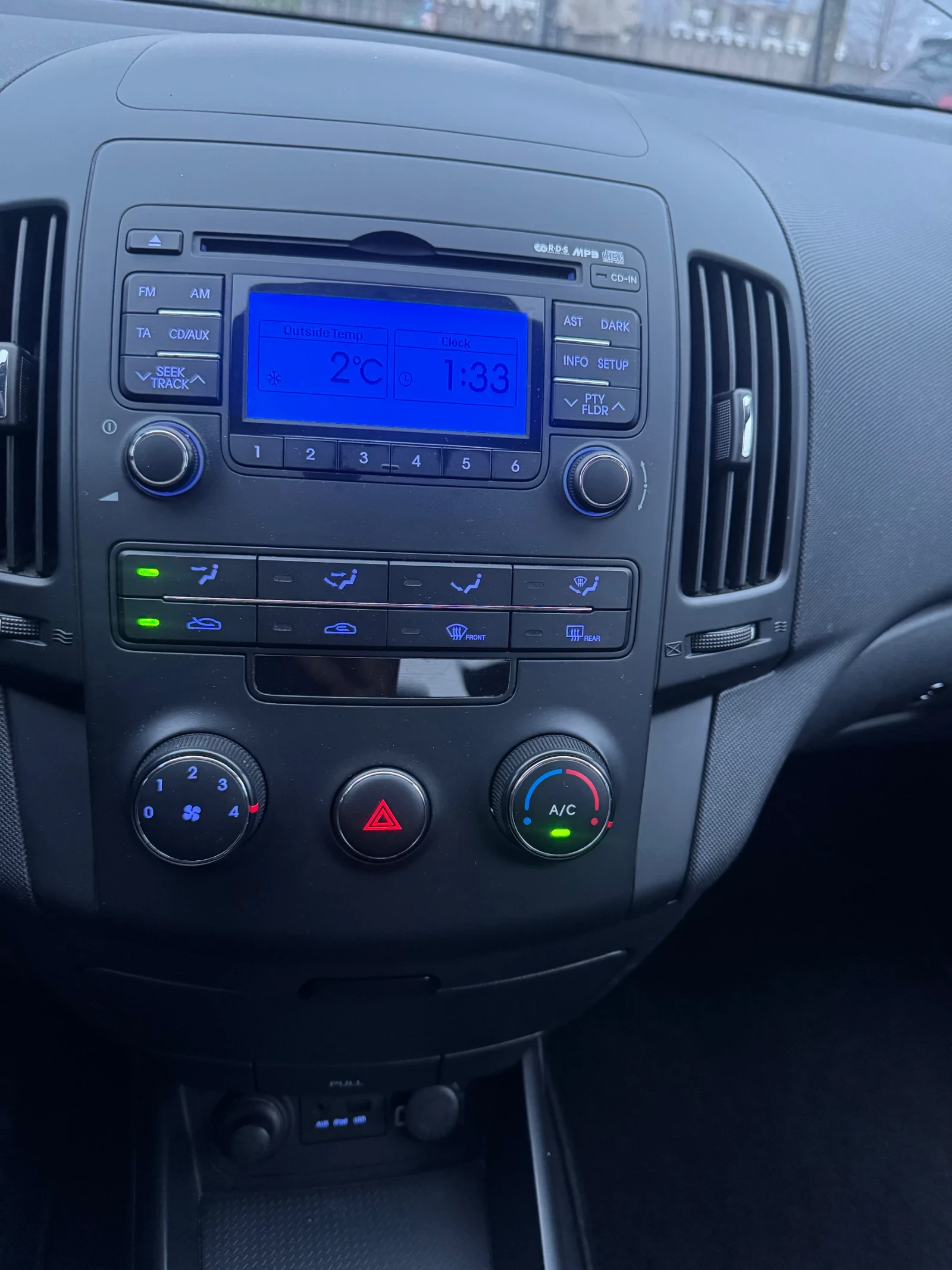 Hyundai I30 1.4i KLIMA 143000km. FACELIFT  | Mobile.bg � ����������� 15