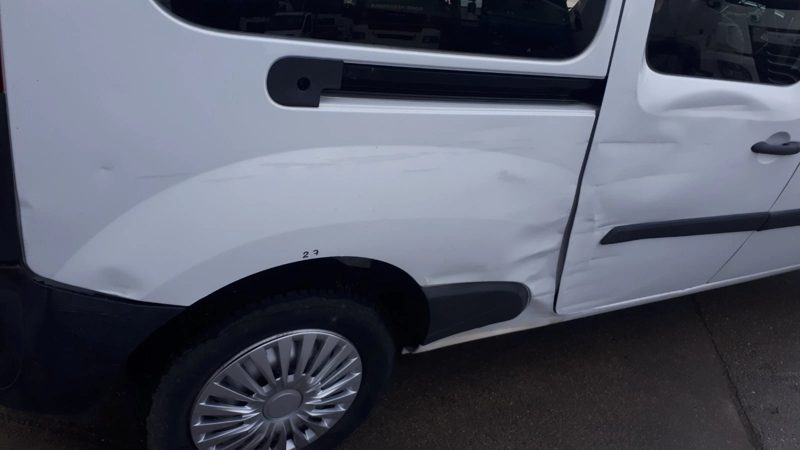 Renault Kangoo 1.5 DCI  EURO 6B - изображение 5