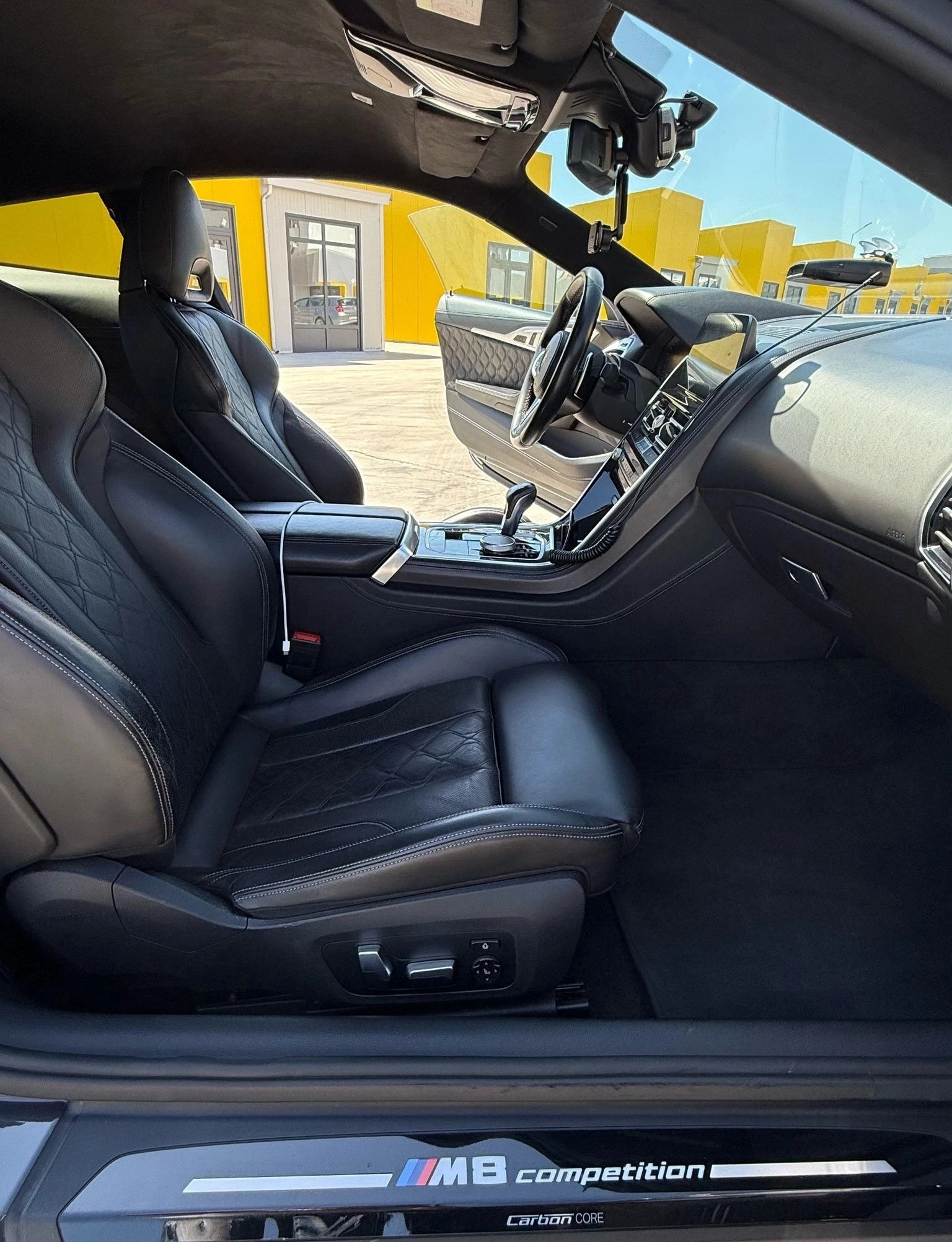 BMW M8 Competition - изображение 7