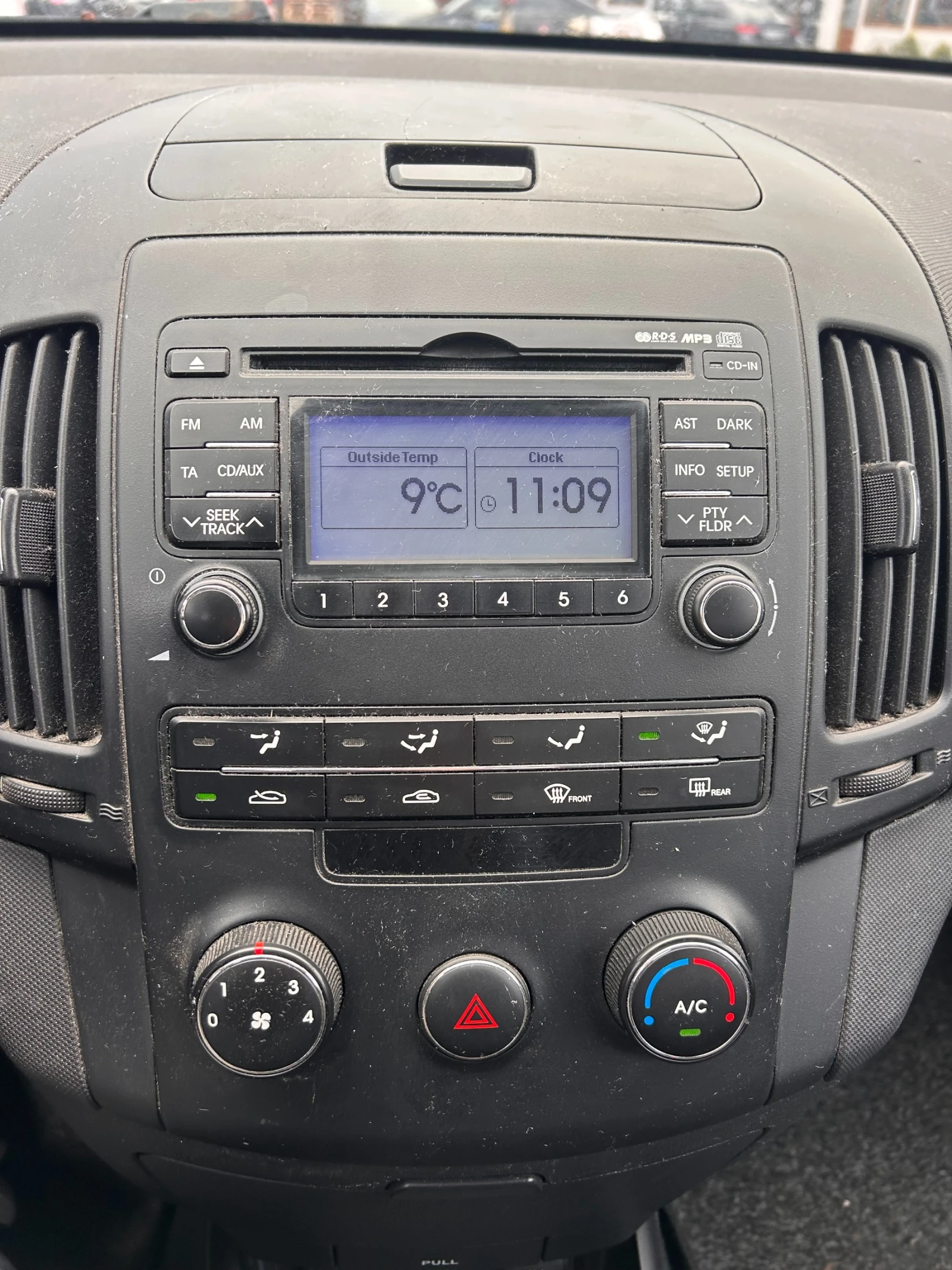 Hyundai I30 1.6CRDI EURO 4 | Mobile.bg   12