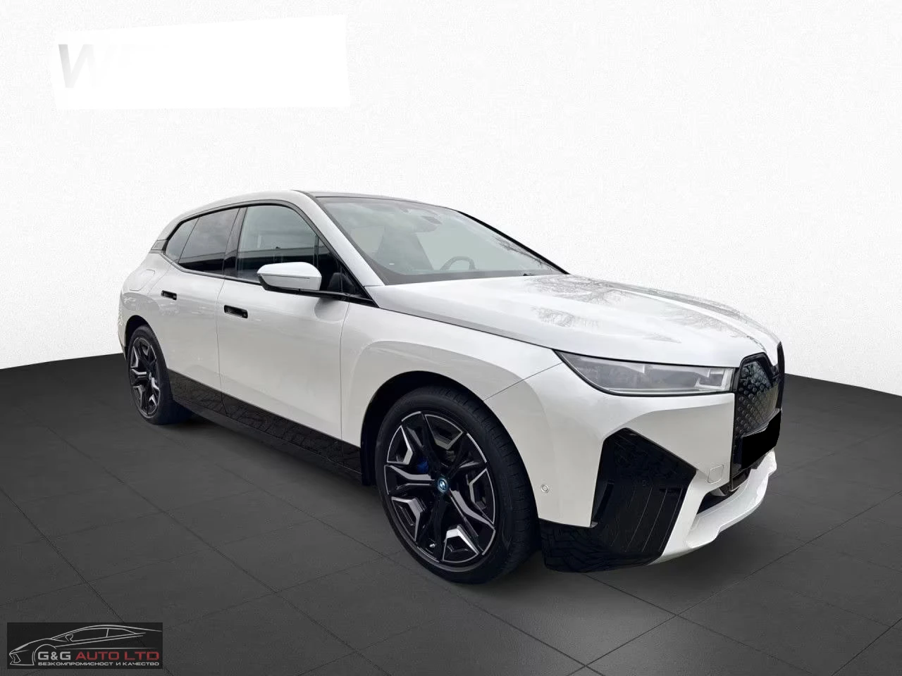 BMW iX xDrive40/326HP/PANO/HUD/LASER/360/NAVI/766g - изображение 3