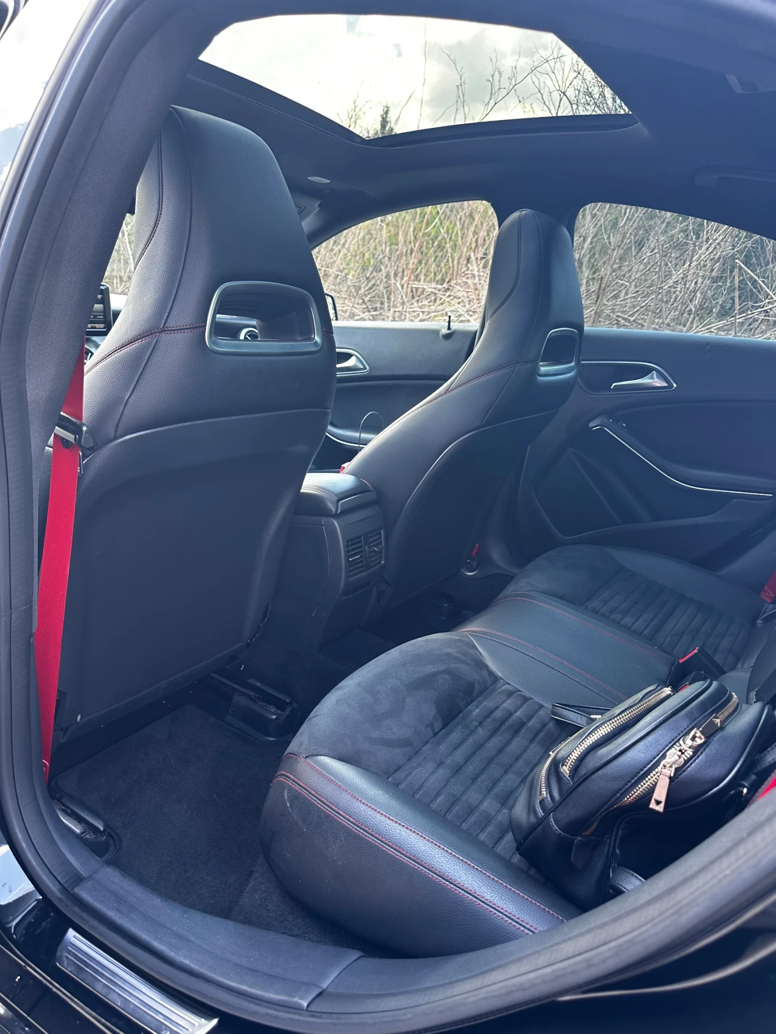 Mercedes-Benz CLA 250 Sport Edition - изображение 3