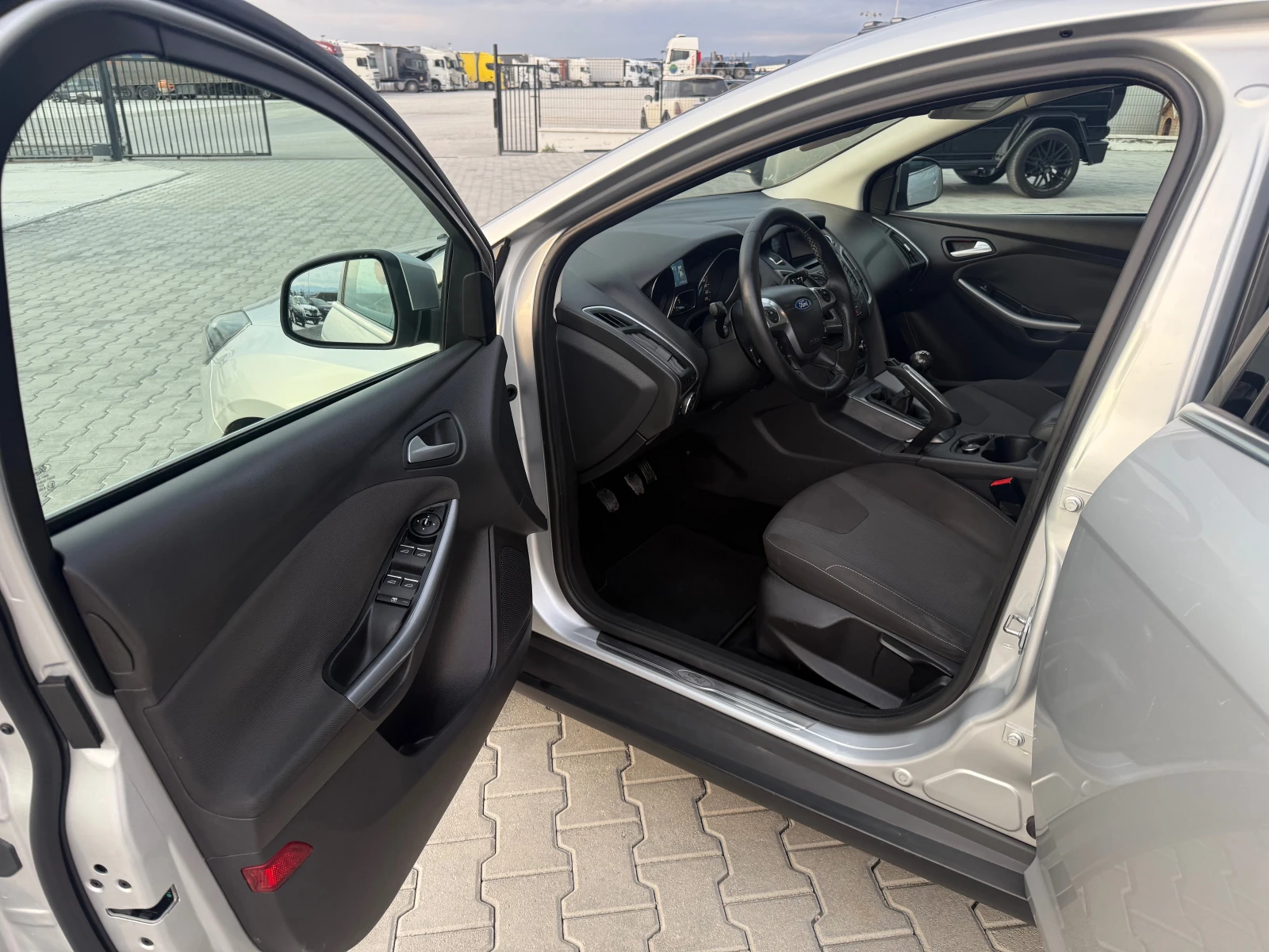 Ford Focus 1.6TDCI Titanium  | Mobile.bg � ����������� 16