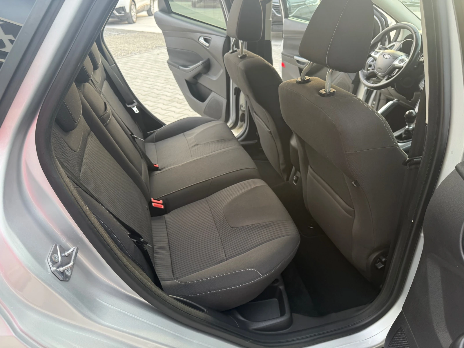 Ford Focus 1.6TDCI Titanium  | Mobile.bg � ����������� 10