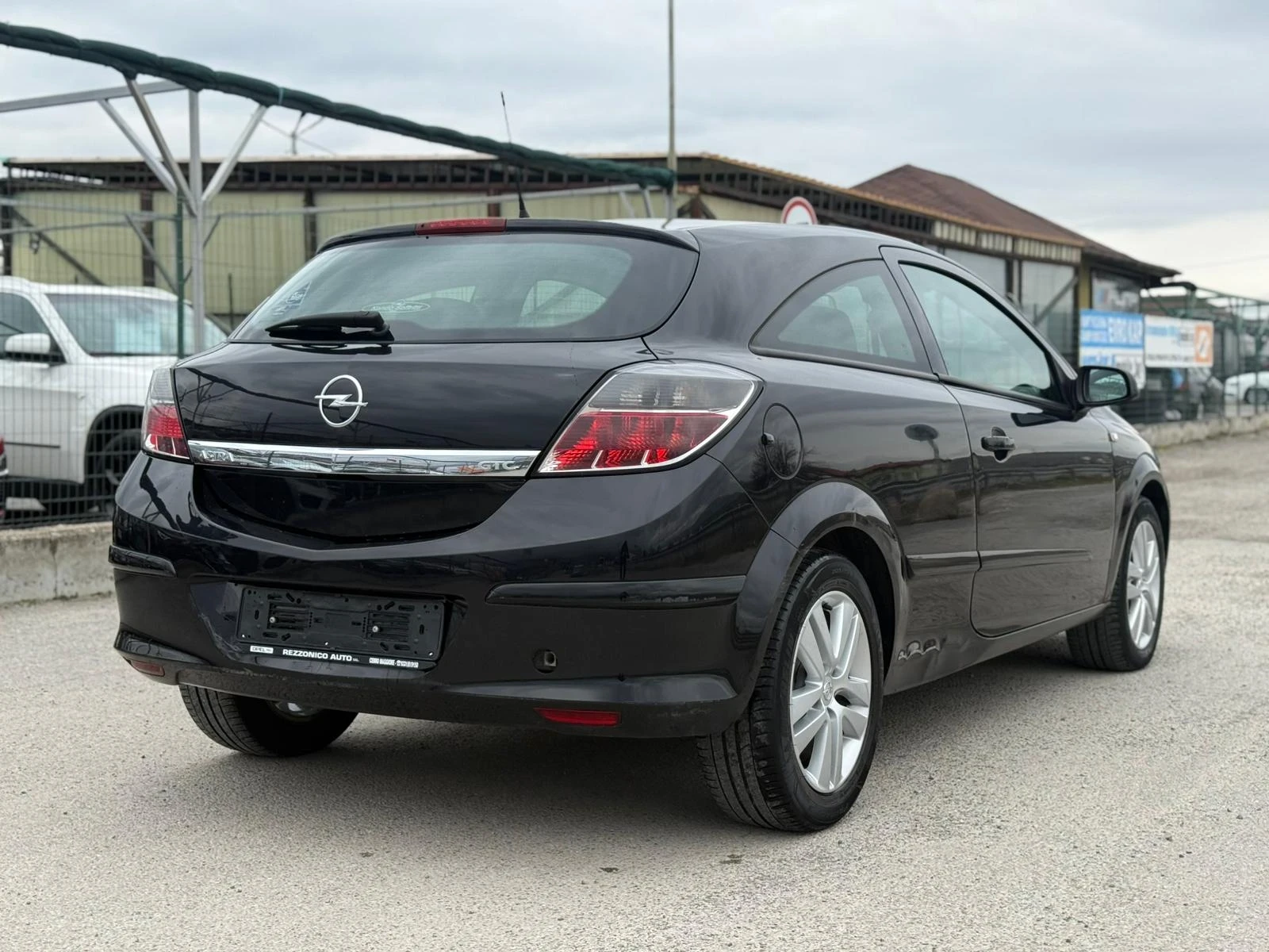 Opel Astra 1.7 дизел, снимка 7 - Автомобили и джипове - 53952011