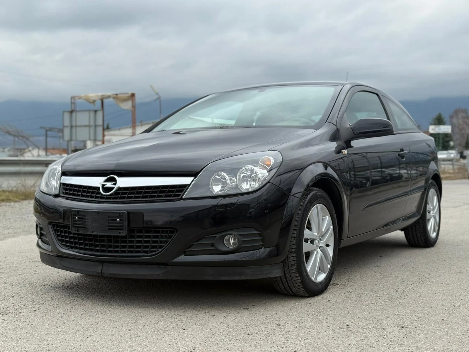Opel Astra 1.7 дизел, снимка 2 - Автомобили и джипове - 53952011