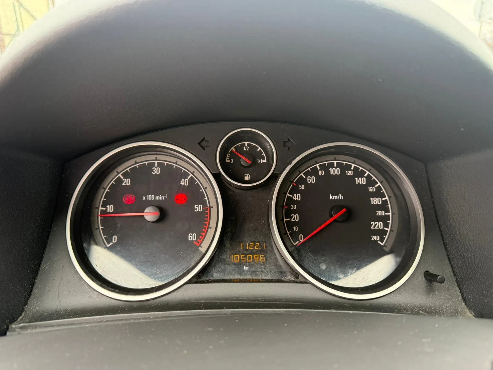 Opel Astra 1.7 дизел, снимка 10 - Автомобили и джипове - 53952011