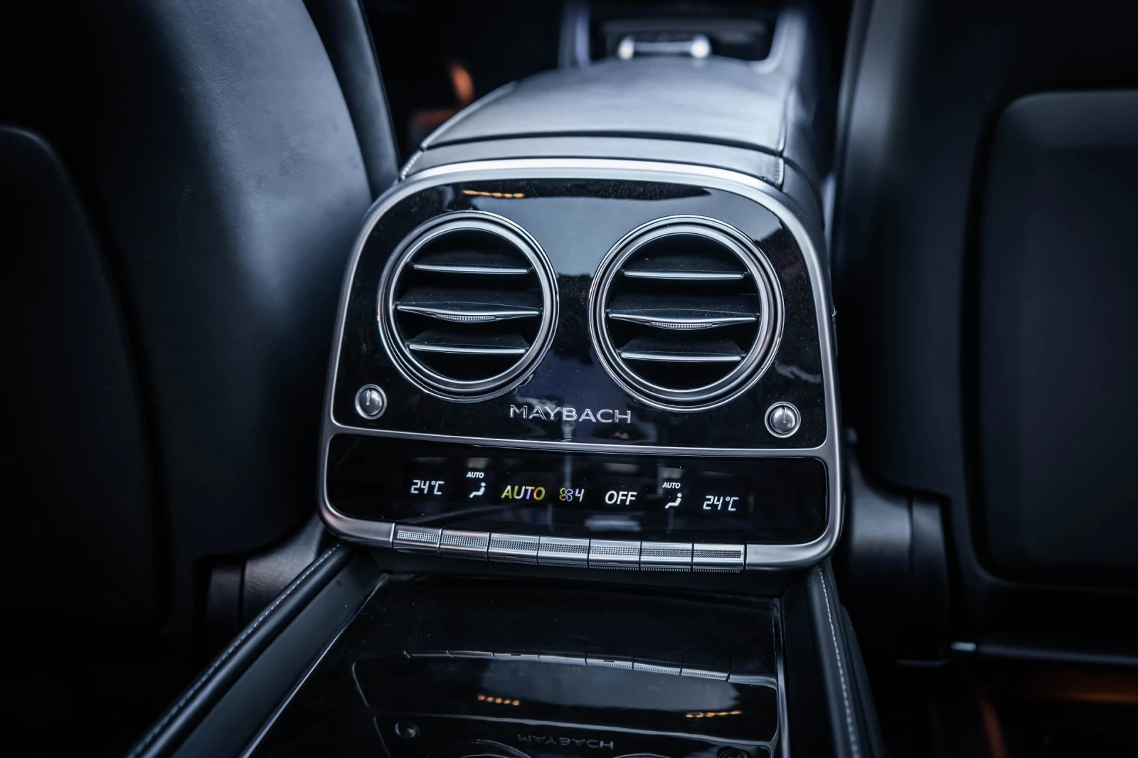 Mercedes-Benz S 560 MAYBACH S560 4MATIC, снимка 10 - Автомобили и джипове - 54416496