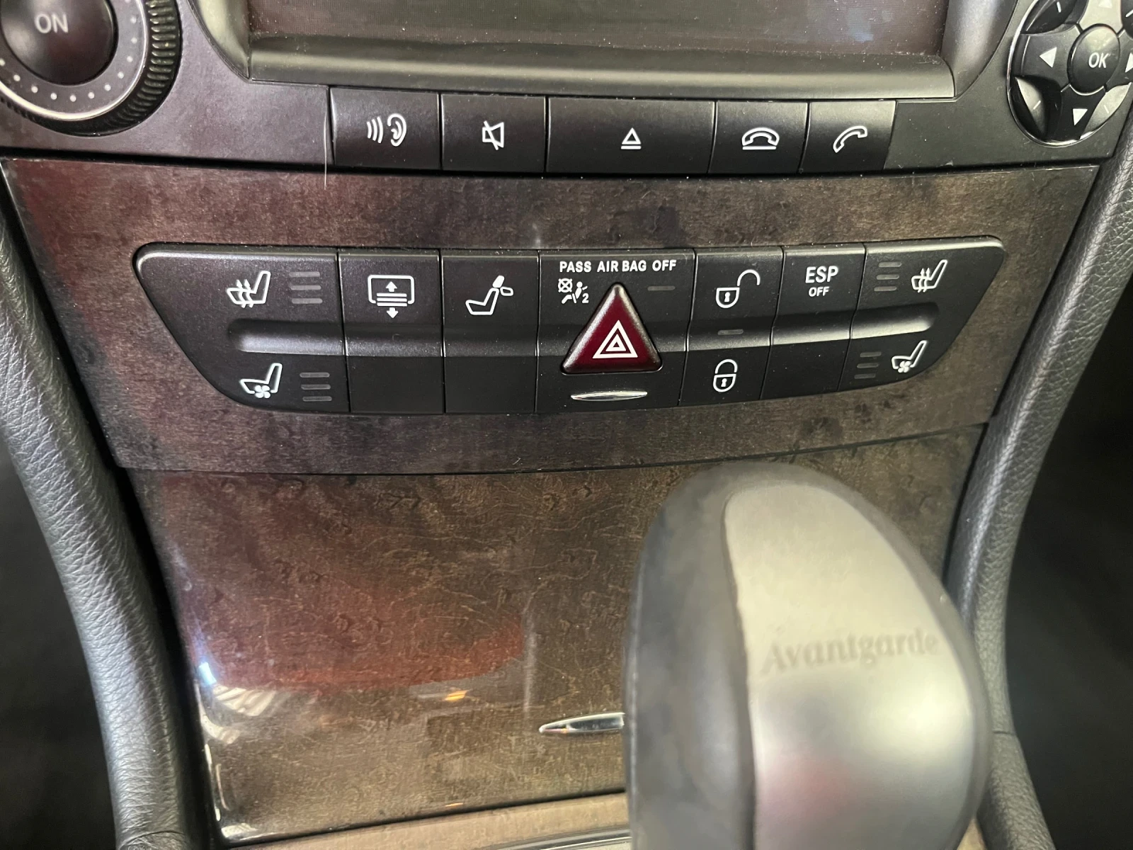 Mercedes-Benz E 320, снимка 9 - Автомобили и джипове - 54895768