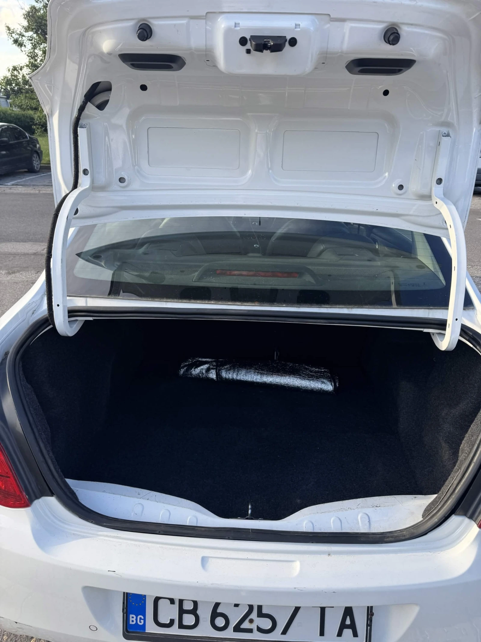 Peugeot 301, снимка 8 - Автомобили и джипове - 55073711
