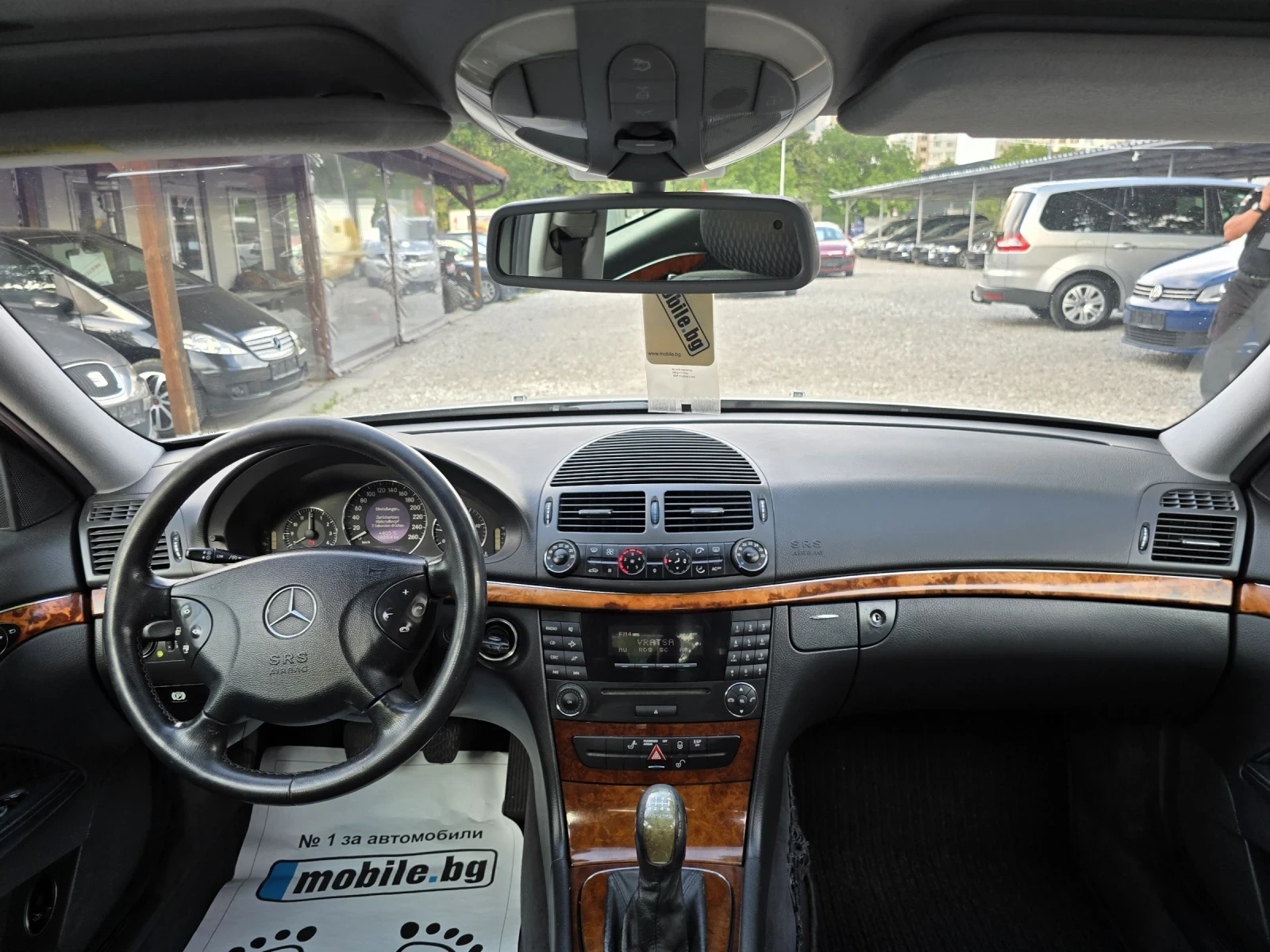 Mercedes-Benz E 200 ELEGANCE SOLAR, снимка 9 - Автомобили и джипове - 55107856