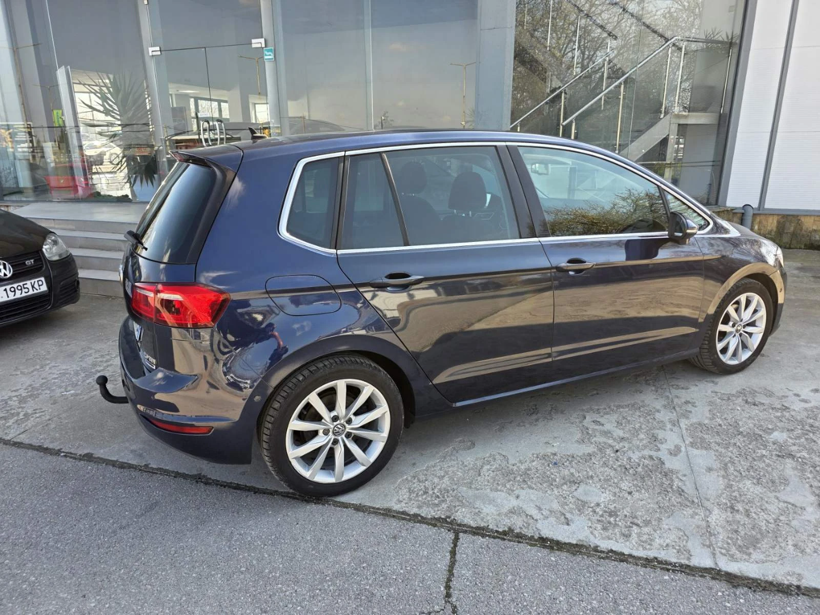 VW Sportsvan 2 TDI 150 k, снимка 4 - Автомобили и джипове - 55395935