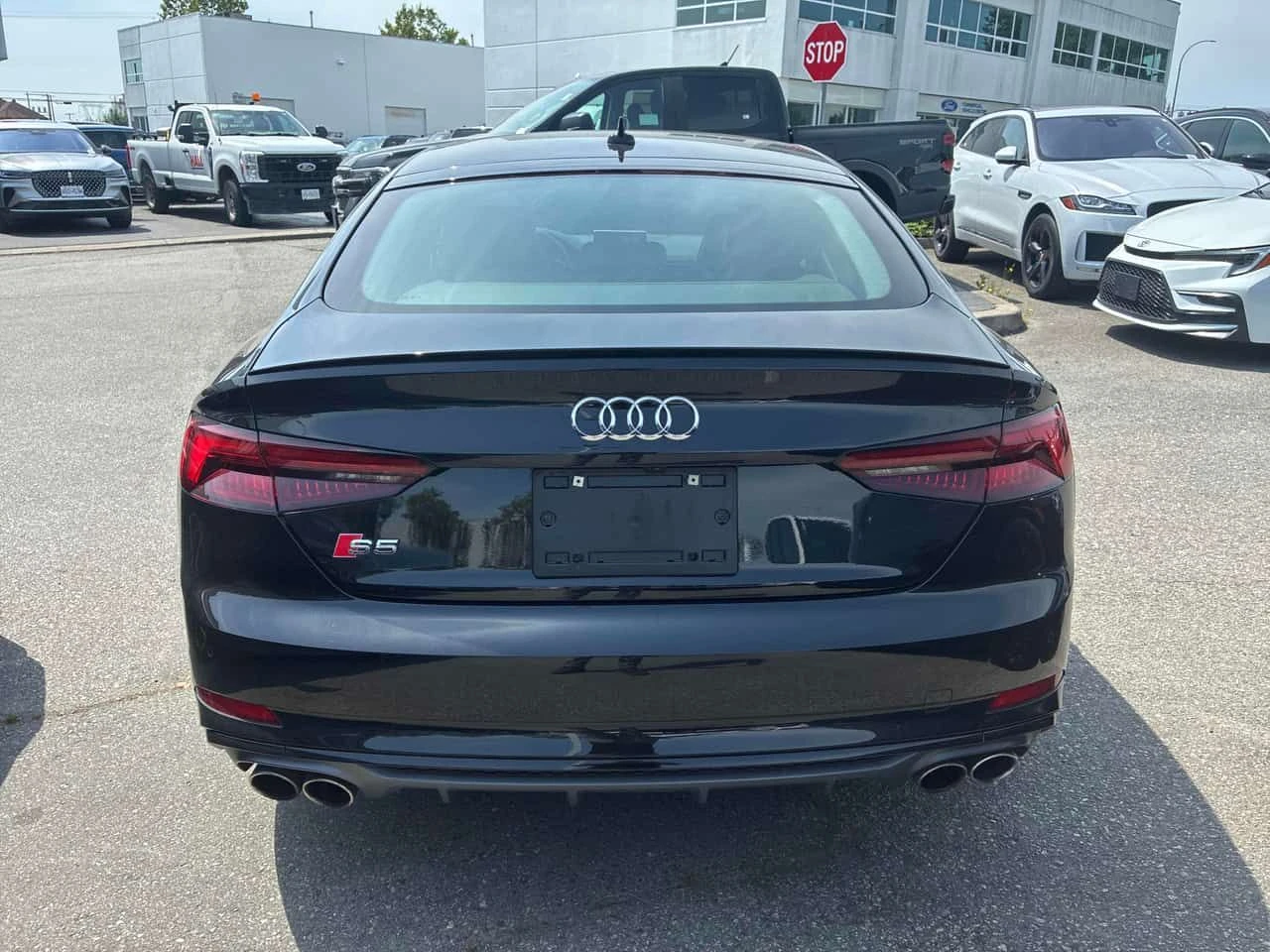 Audi S5 * Progressiv * CARFAX * ОПЦИЯ ЗА ФИНАНСИРАНЕ , снимка 4 - Автомобили и джипове - 55407026