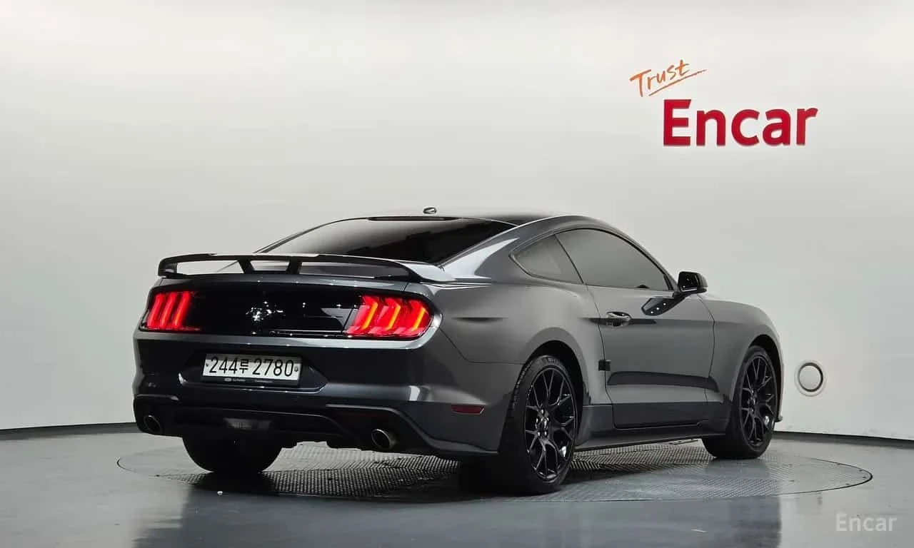Ford Mustang Coupe | АВТОФИНАНСИРАНЕ БЕЗ ПЪРВОНАЧАЛНА ВНОСКА, снимка 2 - Автомобили и джипове - 55643412