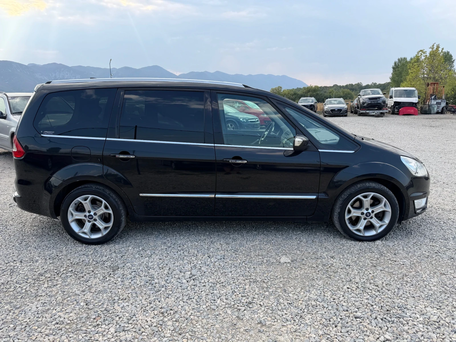 Ford Galaxy 2.2TDCI-200PS-TITANIUM, снимка 4 - Автомобили и джипове - 56152604