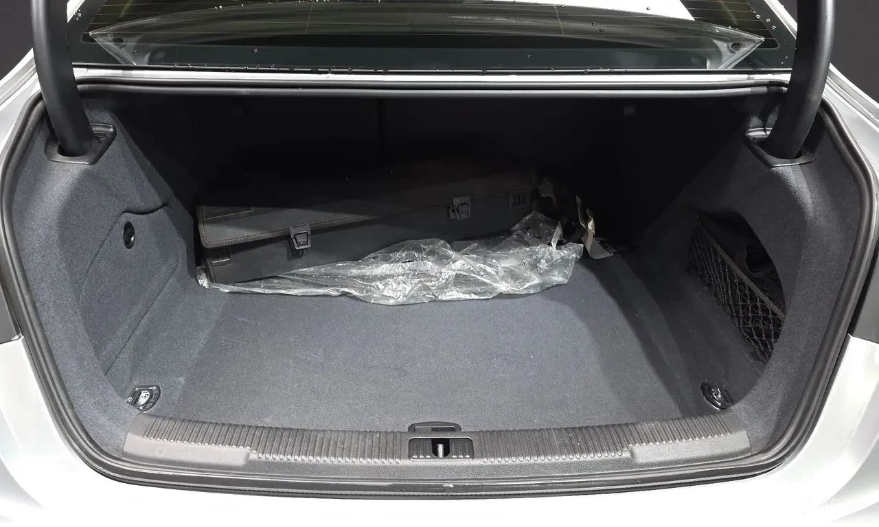 Audi A6 3.0T/ОБДУХ/КАФЯВА КОЖА/HUD/ПАНО, снимка 17 - Автомобили и джипове - 56324836