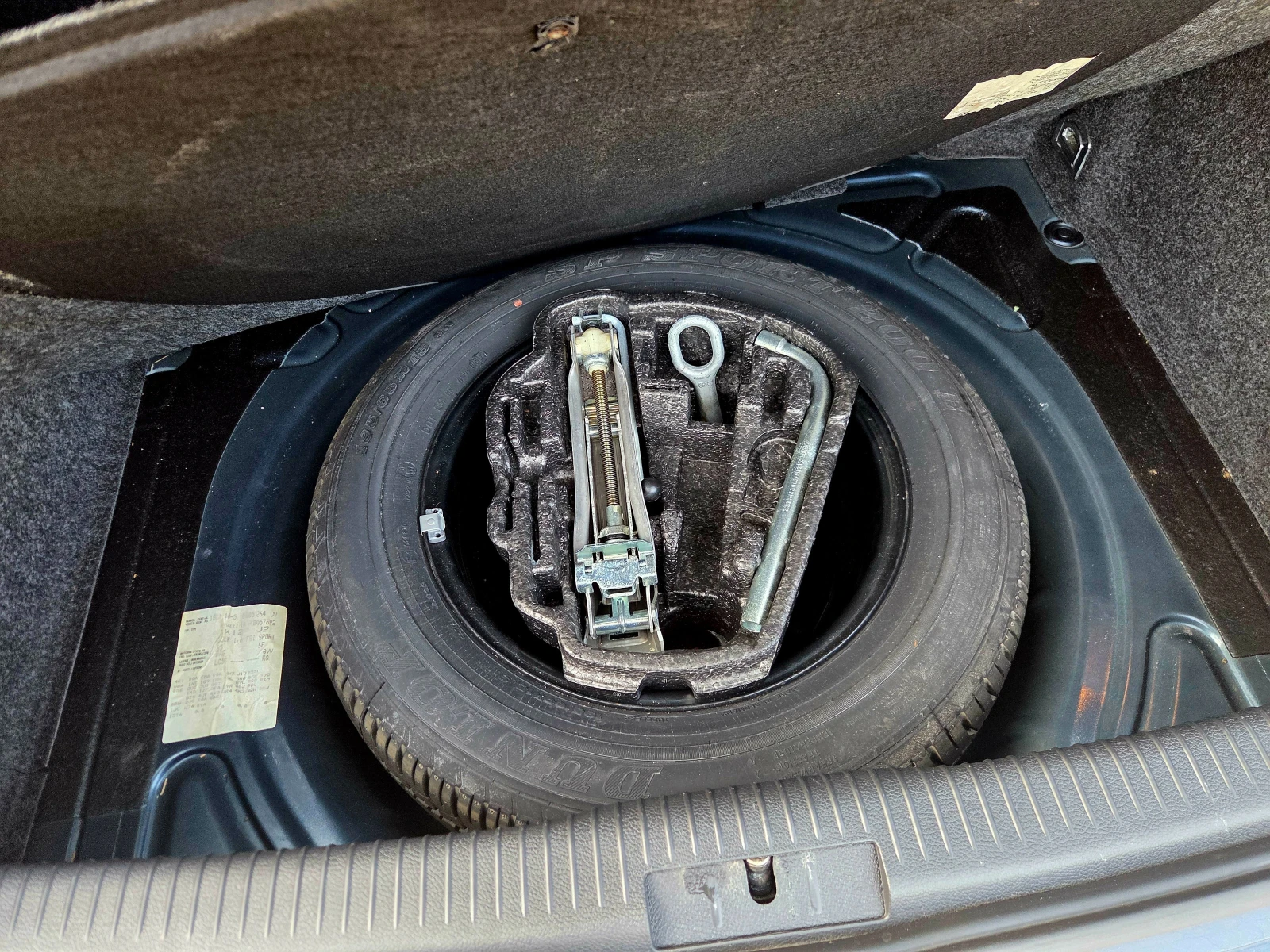 VW Golf 1600, снимка 8 - Автомобили и джипове - 56357397