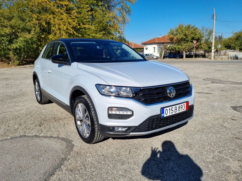 VW T-Roc 2.0TDI DSG7 Distr Assist, снимка 2 - Автомобили и джипове - 47673152