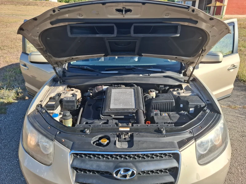 Hyundai Santa fe, снимка 8 - Автомобили и джипове - 52312419