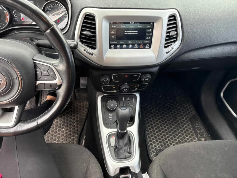 Jeep Compass * Upland Edition * CARFAX * ЦЕНА ДО БГ, снимка 9 - Автомобили и джипове - 53019132