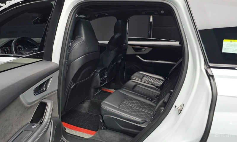 Audi Q7, снимка 12 - Автомобили и джипове - 53077191