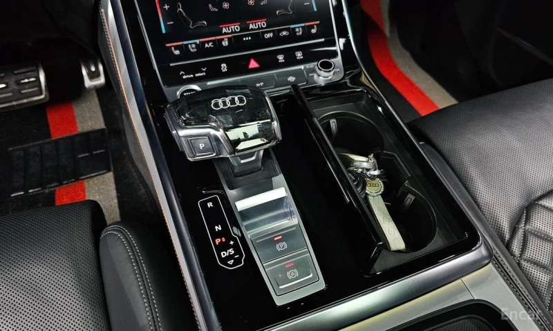 Audi Q7, снимка 9 - Автомобили и джипове - 53077191