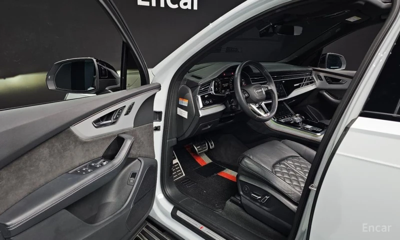 Audi Q7, снимка 11 - Автомобили и джипове - 53077191