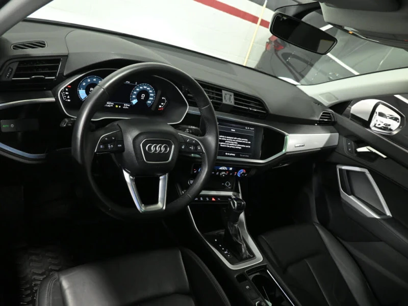 Audi Q3 quattro Komfort* 40 TFSI* АвтоКредит* (ЦЕНА ДО БГ), снимка 9 - Автомобили и джипове - 53262846
