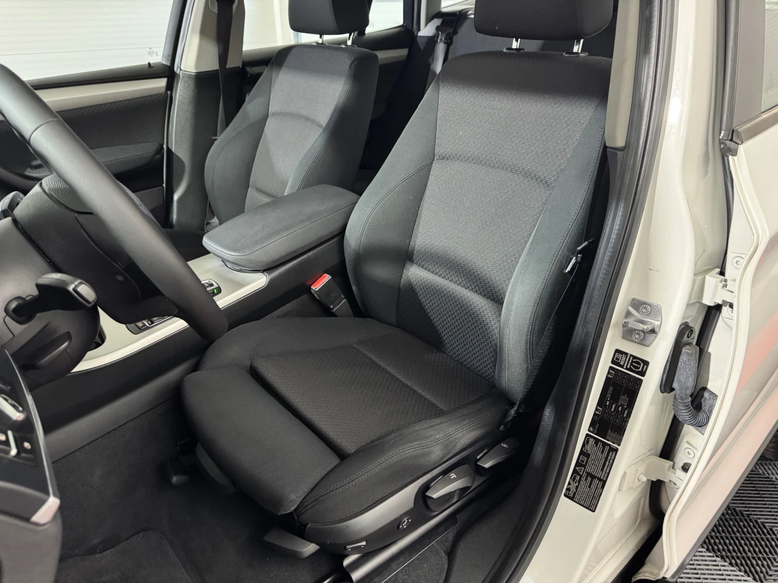 BMW X3 XDRIVE 20D AUTOMATIC/ XENON | Mobile.bg � ����������� 15