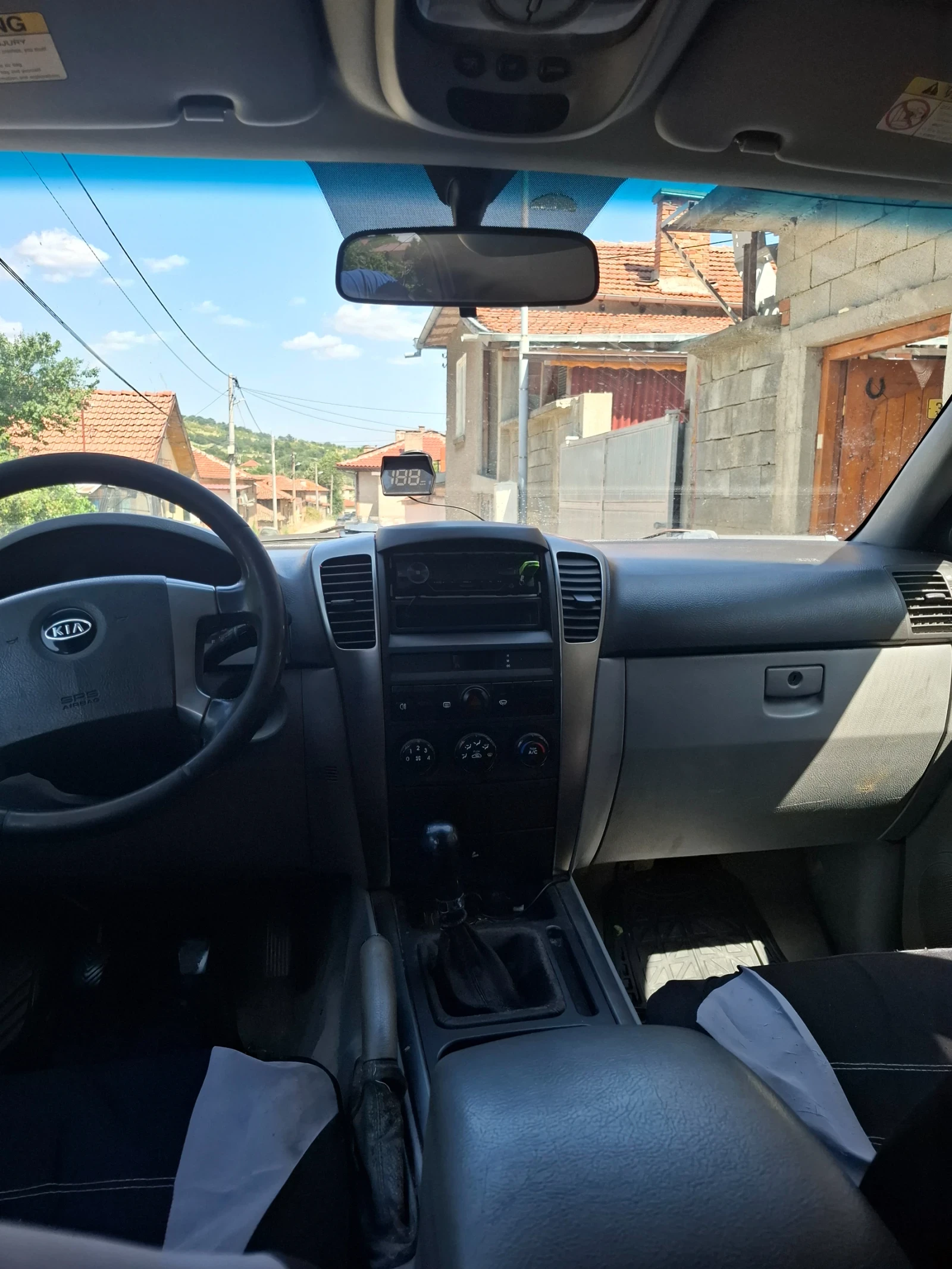 Kia Sorento 2.5 140 повдигнат  и лебедка  - изображение 9