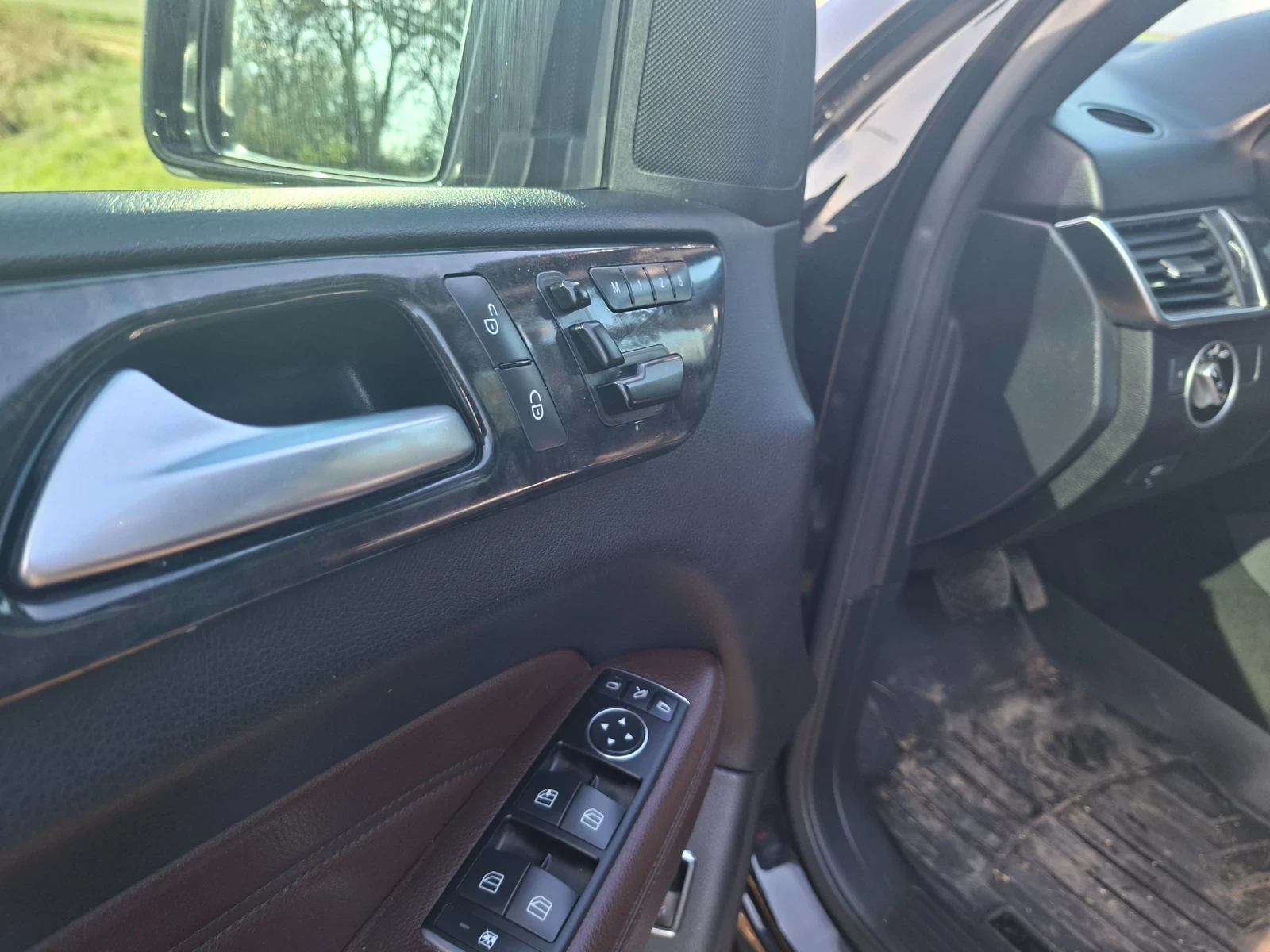 Mercedes-Benz ML 350  - изображение 7