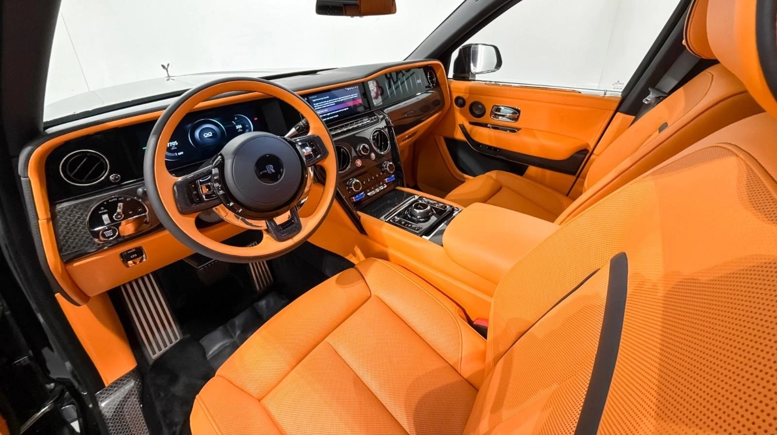 Rolls-Royce Cullinan BLACK BADGE/FACELIFT/BESPOKE/SHOOTING STAR/4-SEATS - изображение 8