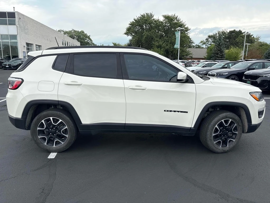 Jeep Compass * Upland Edition * CARFAX * ЦЕНА ДО БГ - изображение 3