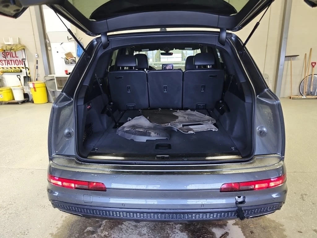 Audi Q7 55TFSI Progressiv * CARFAX * ����� �� ����������� | Mobile.bg � ����������� 12