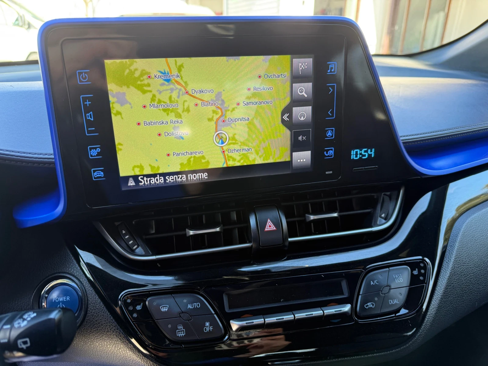 Toyota C-HR 1.8Hybrid* АВТОМАТИК* LED*  - изображение 7