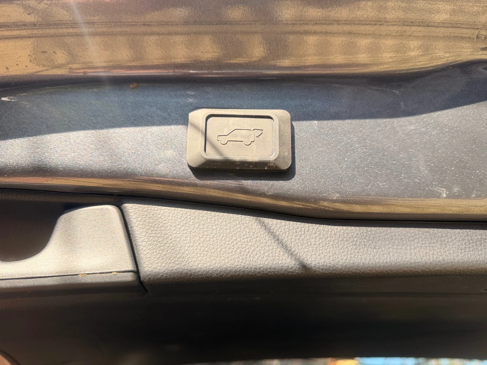 Toyota Rav4 2.5 Plug in 4x4, снимка 9 - Автомобили и джипове - 53939402