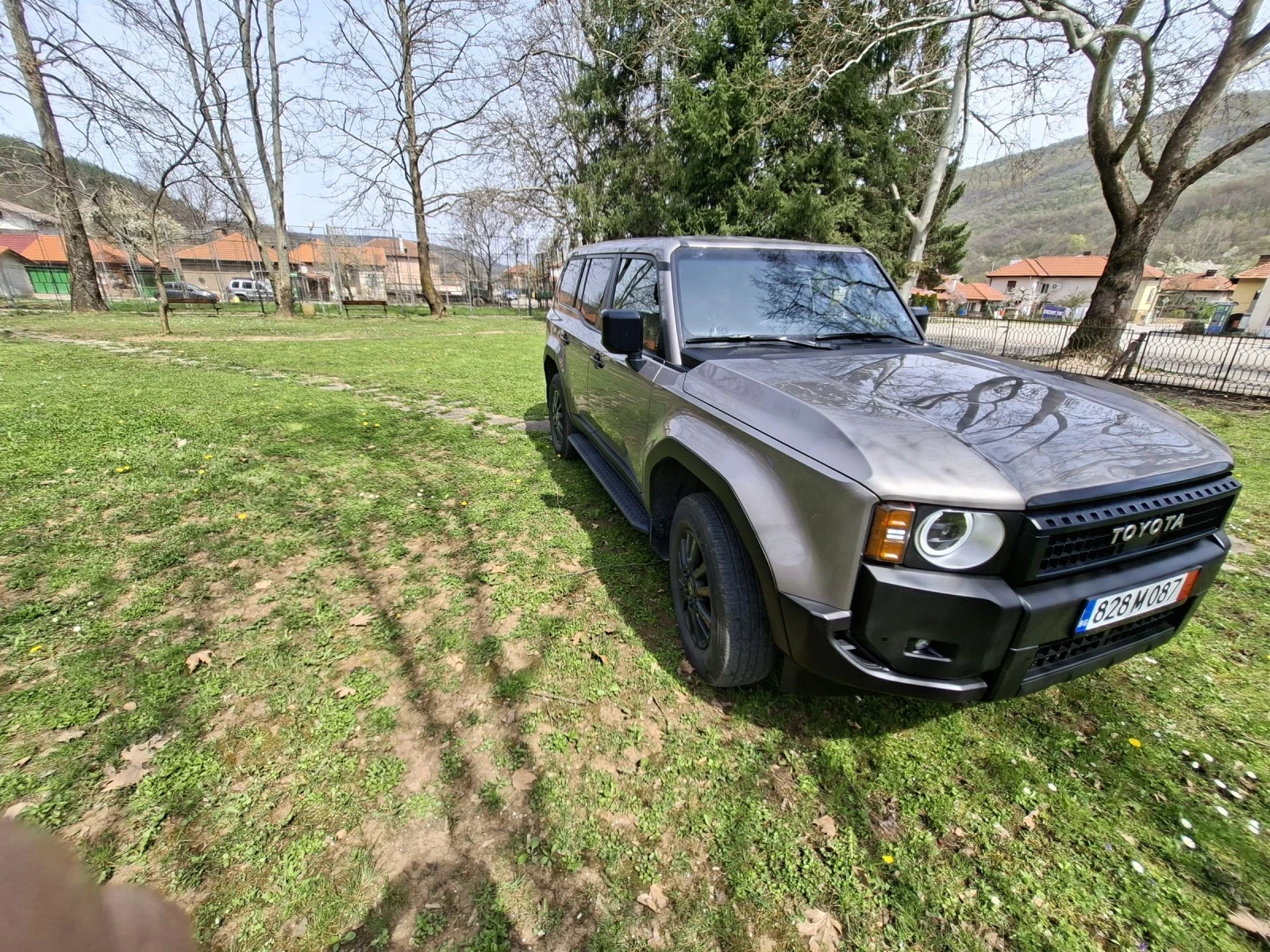 Toyota Land cruiser 250, снимка 6 - Автомобили и джипове - 54194982