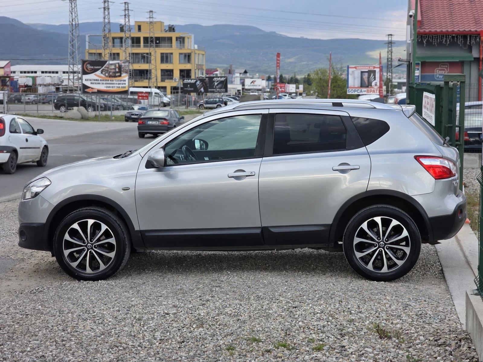 Nissan Qashqai 1.5 dci 110 k.c. N-Tec �������� ������ | Mobile.bg � ����������� 2