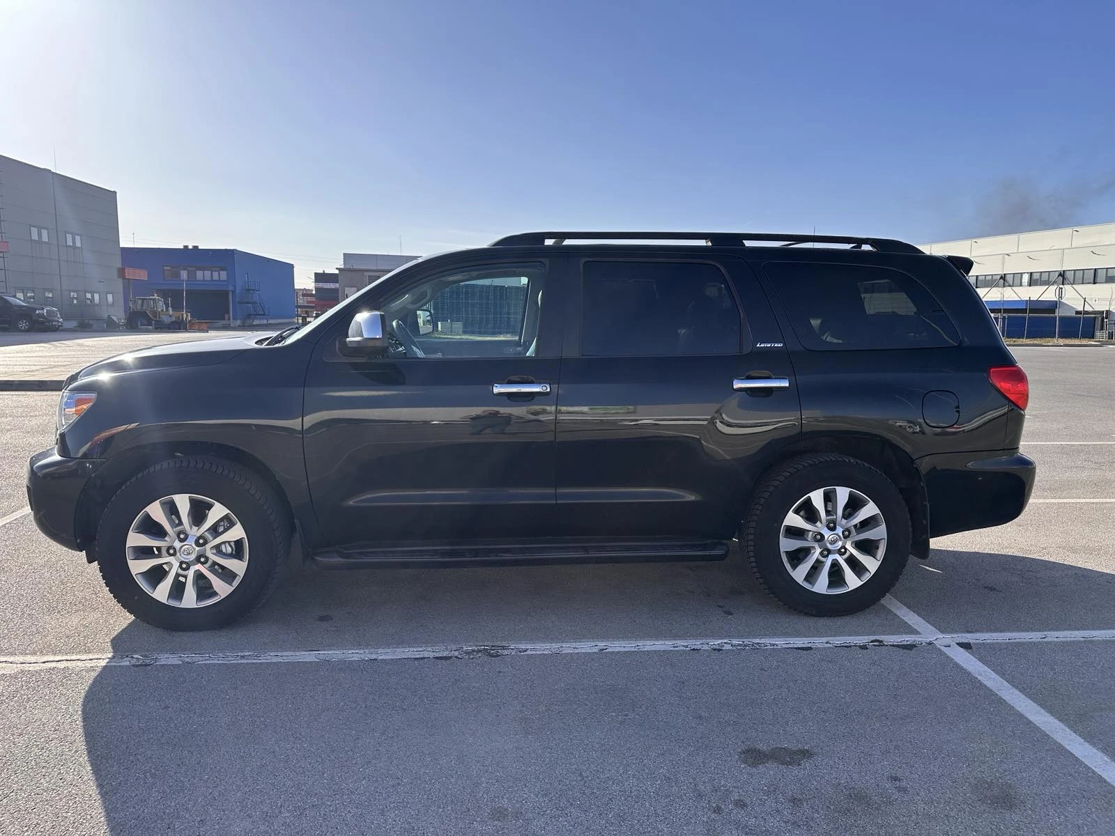 Toyota Sequoia, снимка 4 - Автомобили и джипове - 54279595