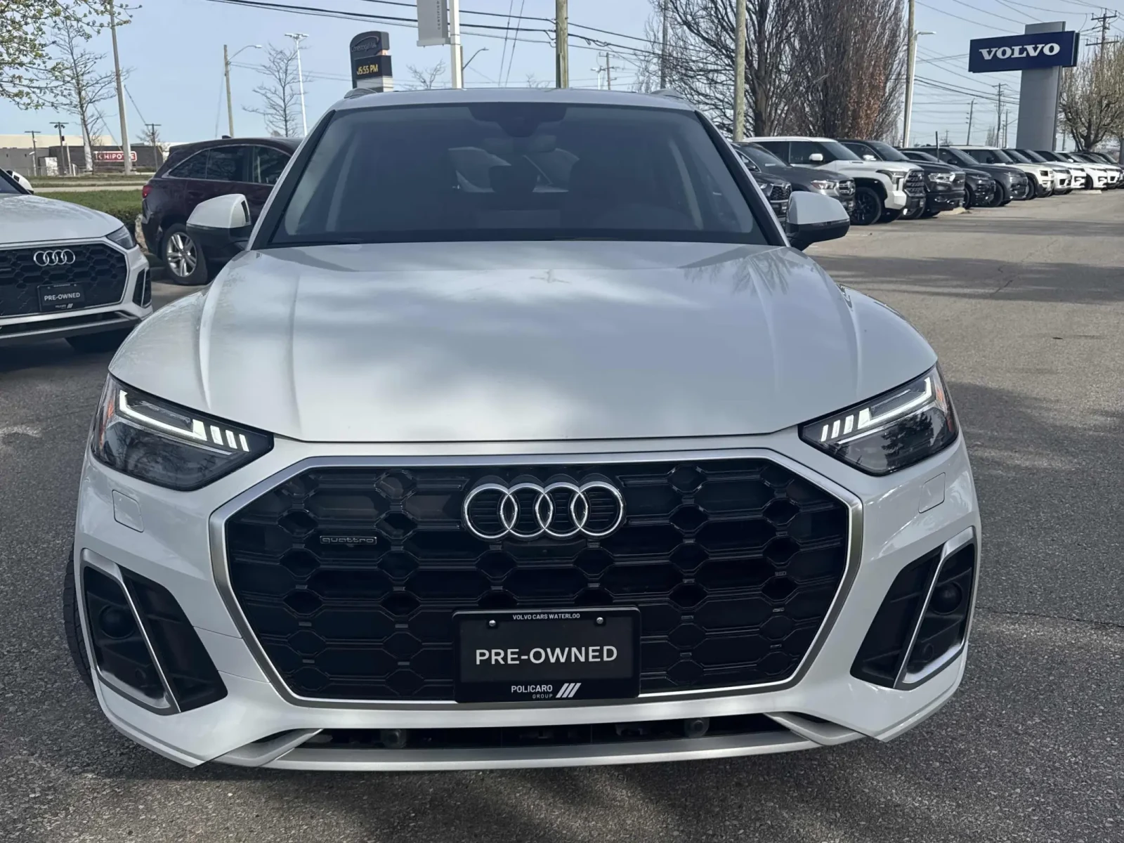 Audi Q5 Technik * * CARFAX * * АВТО КРЕДИТ * * , снимка 2 - Автомобили и джипове - 54336407