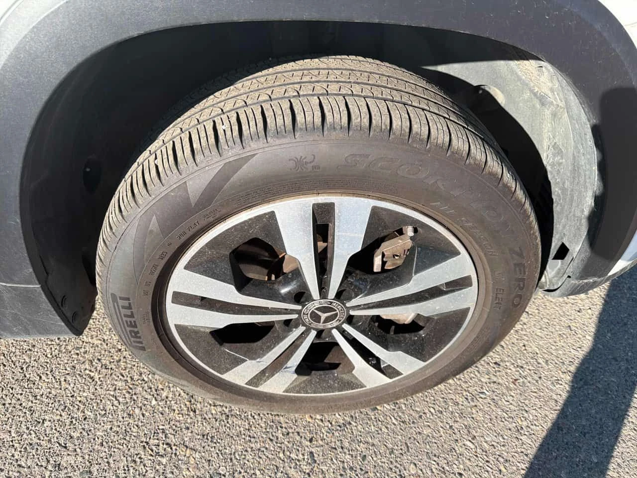 Mercedes-Benz GLB 250 DISTRONIC/ПОДГРЕВИ/АВТОКРЕДИТ, снимка 7 - Автомобили и джипове - 54666816