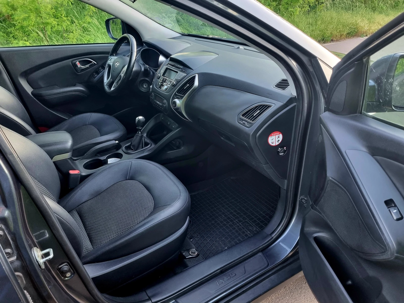 Hyundai IX35 1.6GDI, 135 hp, снимка 14 - Автомобили и джипове - 54685688