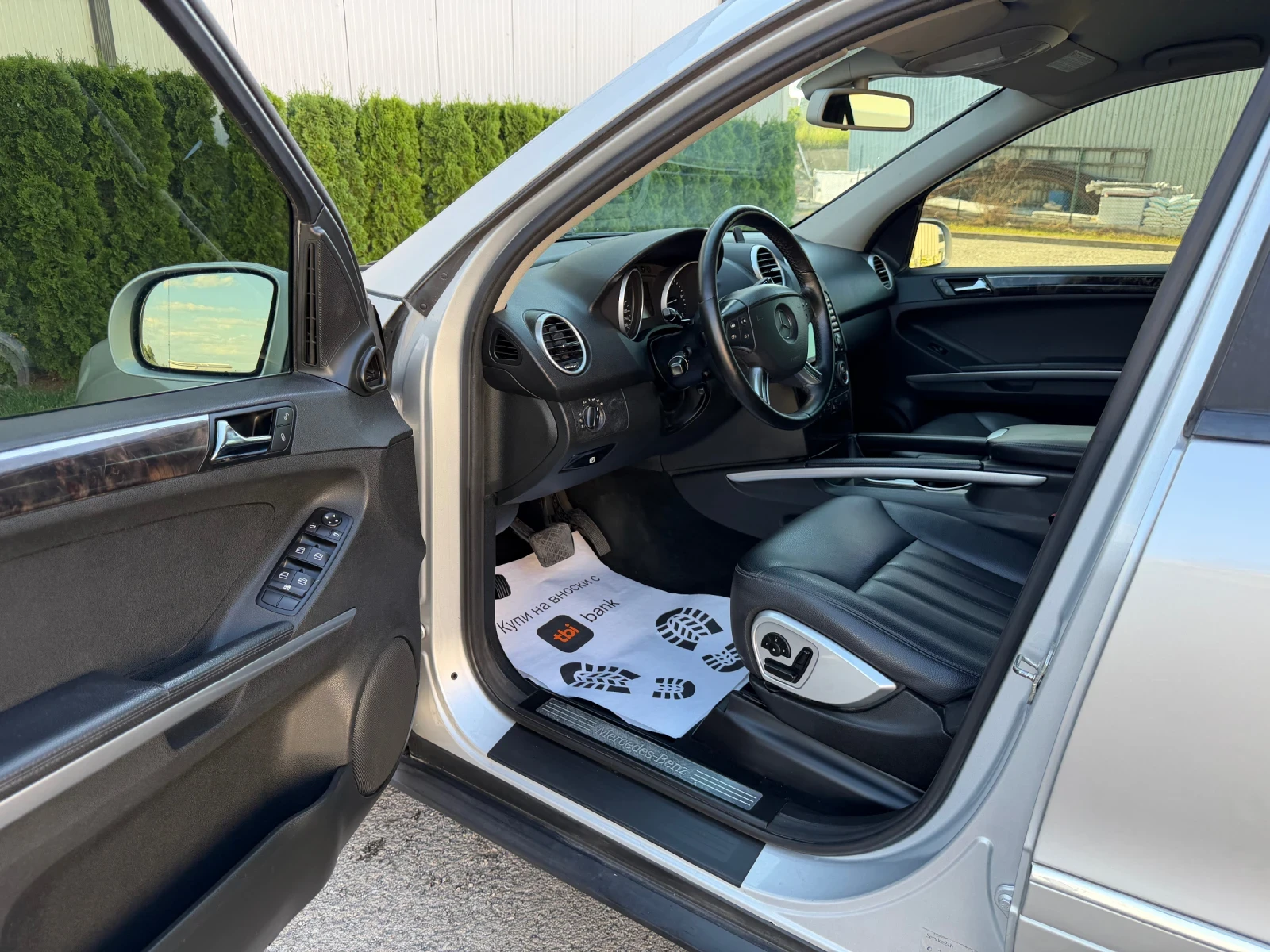 Mercedes-Benz ML 320 cdi 224k.c* Kamera* Памет* ЛИЗИНГ, снимка 8 - Автомобили и джипове - 55239013