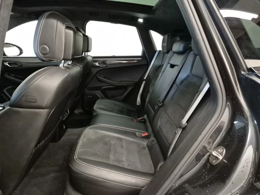 Porsche Macan TURBO* Pano* Bose* Back cam* Обдух* 2ключа* , снимка 11 - Автомобили и джипове - 55283791