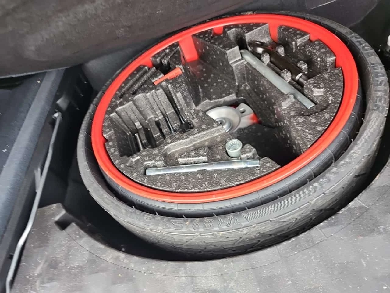 Porsche Cayenne * Awd S * АВТОКРЕДИТ * ГЛАВНО ПРЕДСТАВИТЕЛСТВО, снимка 15 - Автомобили и джипове - 56293757