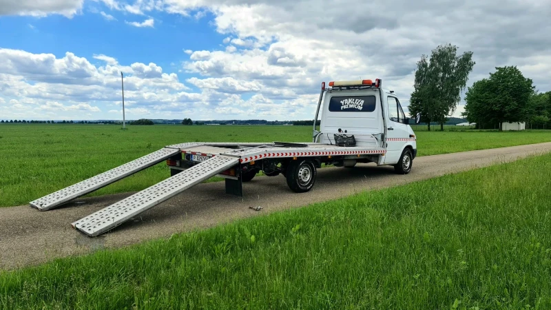 Mercedes-Benz Sprinter 311 СПЕЦИАЛЕН, ПЪТНА ПОМОЩ, РЕГИСТРИРАН, ОБСЛУЖЕН!, снимка 6 - Бусове и автобуси - 47801711