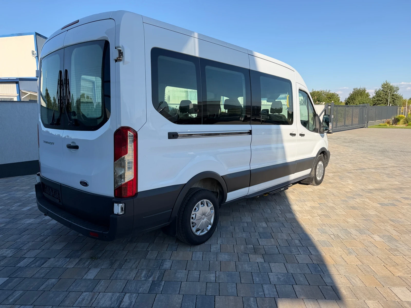 Ford Transit VARIOBUS SWISS, снимка 4 - Бусове и автобуси - 55531343